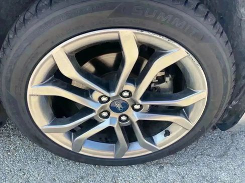 Used 2020 Ford Fusion SEL FWD image 6