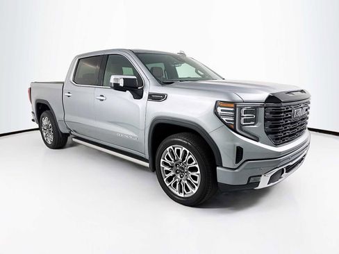 Used 2025 GMC Sierra 1500 Denali Ultimate AWD/4WD image 7