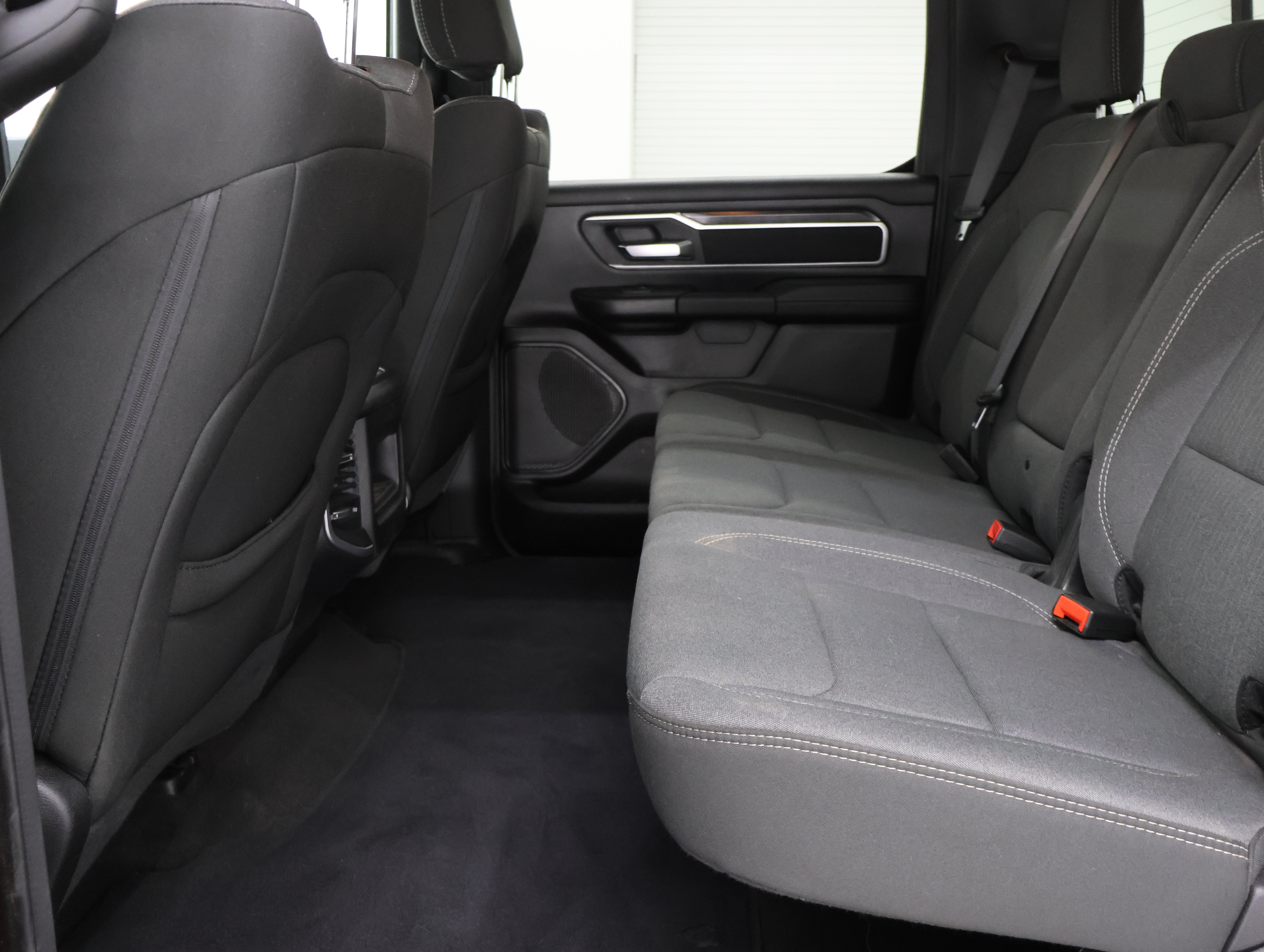 Used 2023 RAM 1500 Big Horn AWD/4WD image 34