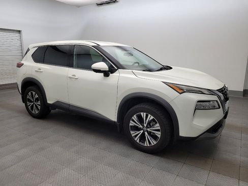 Used 2021 Nissan Rogue SV FWD image 11