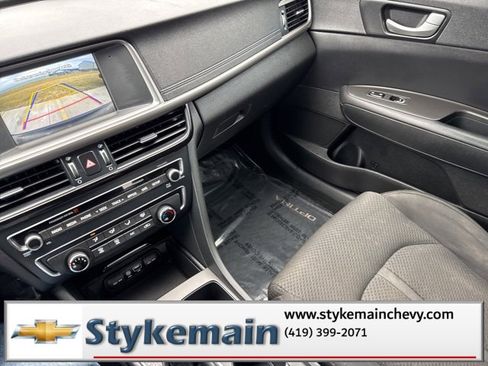 Used 2018 Kia Optima LX w/ 17" Alloy Wheels Package image 35