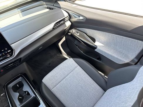 New 2026 Volkswagen ID.4 Pro RWD image 12