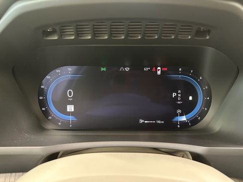 Used 2024 Volvo XC90 B6 Plus w/ Protection Package Premier image 29