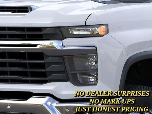 New 2026 Chevrolet Silverado 3500 LT AWD/4WD image 10