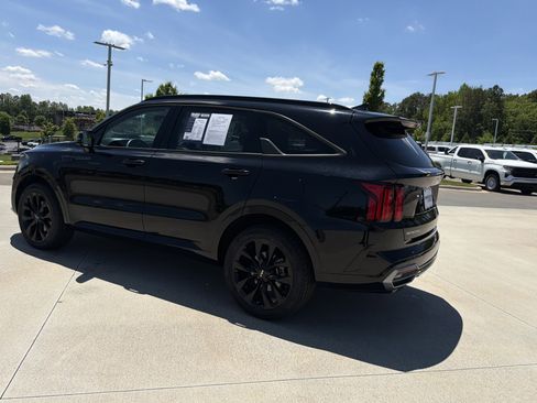 Used 2023 Kia Sorento SX AWD/4WD image 25