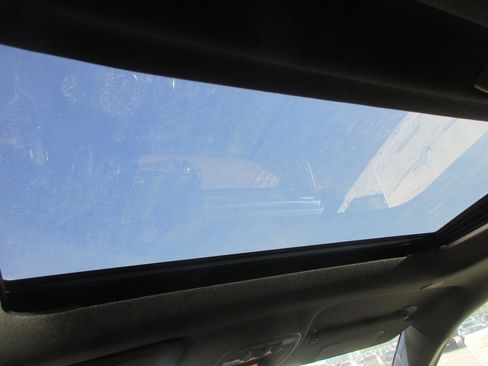 New 2026 GMC Canyon Denali image 16