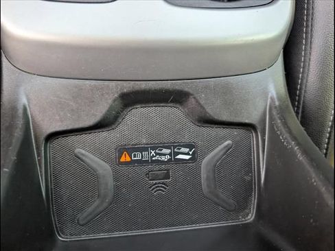 Used 2022 Chevrolet Colorado ZR2 w/ ZR2 Dusk Special Edition AWD/4WD image 17