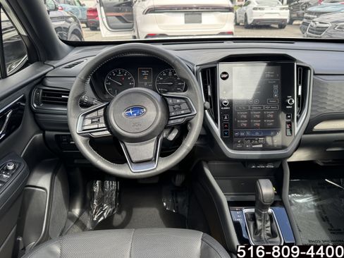 Used 2025 Subaru Forester Limited AWD/4WD image 14