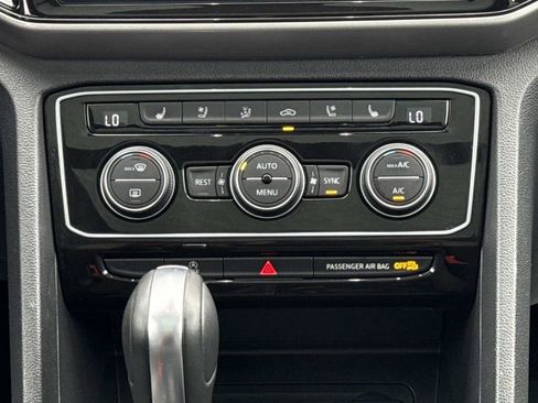 Used 2021 Volkswagen Atlas SEL Premium AWD/4WD image 16