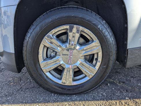 Used 2015 GMC Terrain SLE image 32