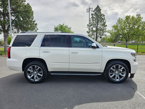 Used 2015 Chevrolet Tahoe LTZ AWD/4WD image 38