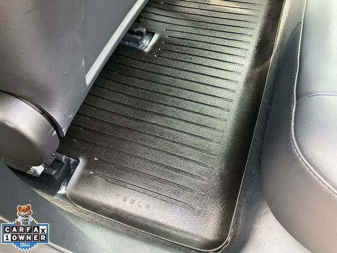 Used 2023 Tesla Model 3 Standard Range image 25