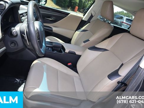 Used 2020 Lexus ES 300h w/ Premium Package FWD image 10