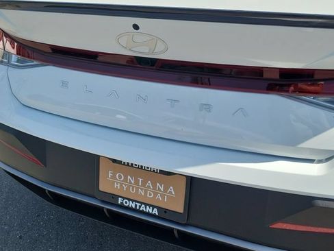 New 2026 Hyundai Elantra SEL Sport FWD image 28