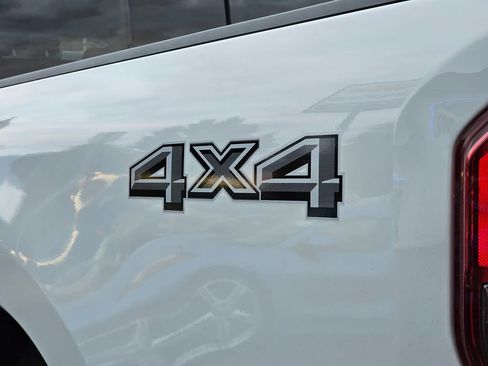 Used 2026 Ford F250 Lariat w/ Black Appearance Package AWD/4WD image 10