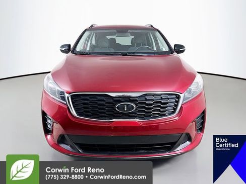 Used 2019 Kia Sorento S image 2