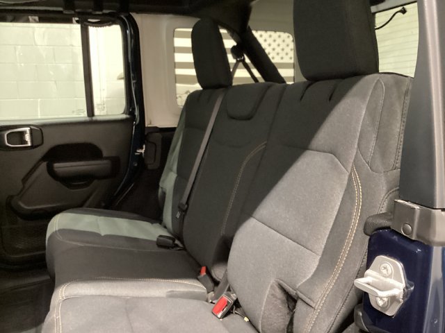 Used 2025 Jeep Wrangler Unlimited Sport AWD/4WD image 19