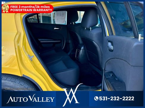 Used 2018 Dodge Charger R/T w/ Navigation & Travel Group image 26