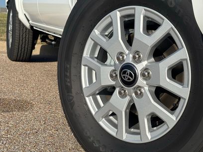 New 2026 Toyota Tacoma SR5