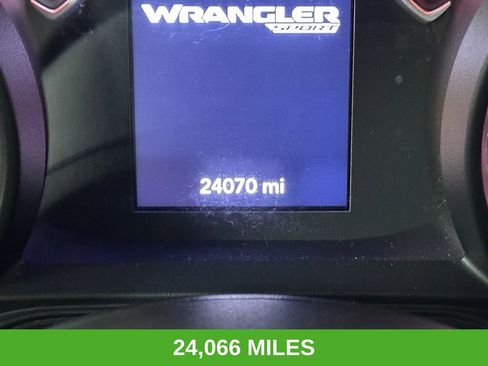 Certified 2024 Jeep Wrangler Sport S image 3