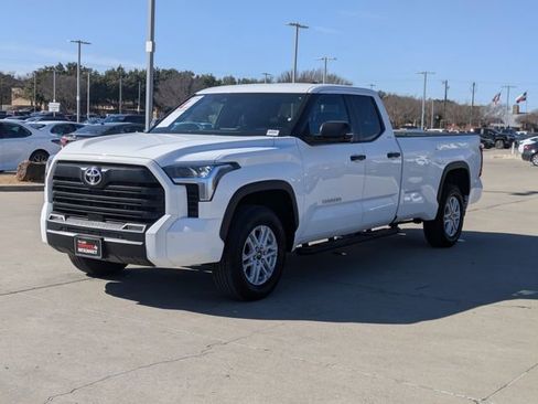 Used 2025 Toyota Tundra SR5 image 10