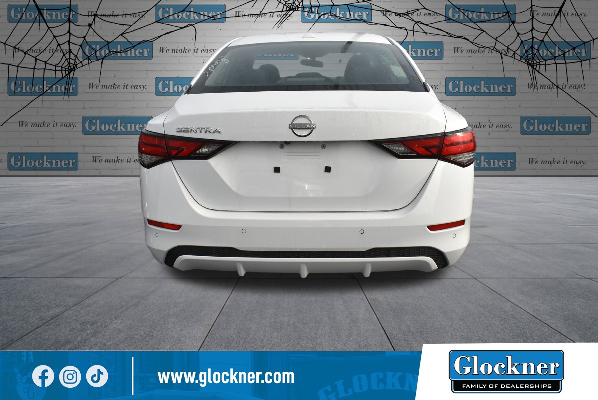 Used 2025 Nissan Sentra SV FWD image 15