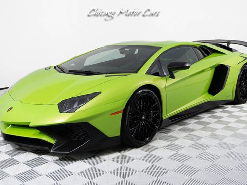 Used 2016 Lamborghini Aventador LP 750-4 Superveloce image 1