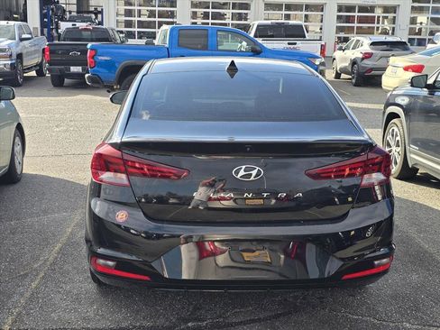Used 2020 Hyundai Elantra SEL image 9