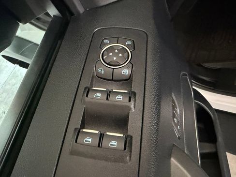 Used 2019 Ford F150 Raptor w/ Equipment Group 802A Luxury AWD/4WD image 42