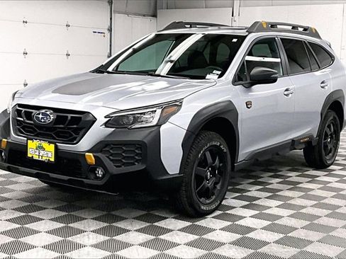 Used 2025 Subaru Outback Wilderness image 11
