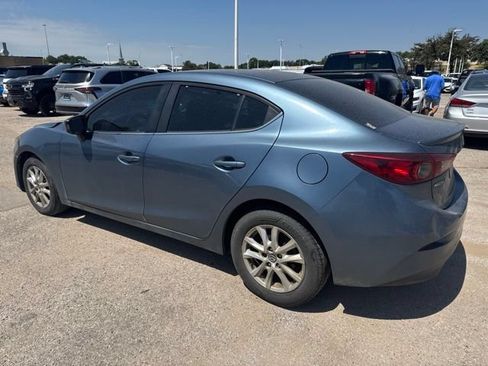 Used 2015 MAZDA MAZDA3 i Touring FWD image 3