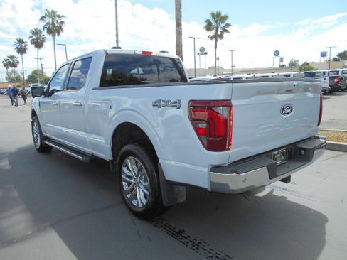 Used 2025 Ford F150 Lariat w/ Tow/Haul Package AWD/4WD image 4