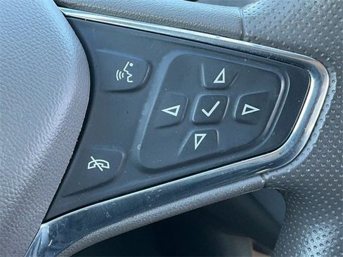 Used 2022 Chevrolet Malibu LT image 24