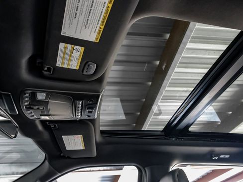 Used 2019 Ford F250 Platinum w/ Platinum Ultimate Package image 22