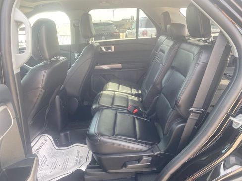 Used 2023 Ford Explorer XLT w/ Equipment Group 202A image 24