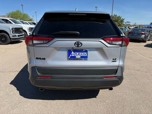 Used 2025 Toyota RAV4 LE image 7