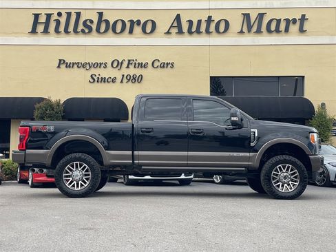 Used 2017 Ford F250 King Ranch w/ King Ranch Ultimate Package image 4