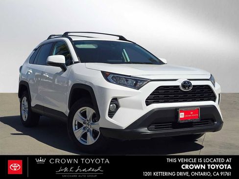 Certified 2021 Toyota RAV4 XLE w/ Convenience Package FWD image 1