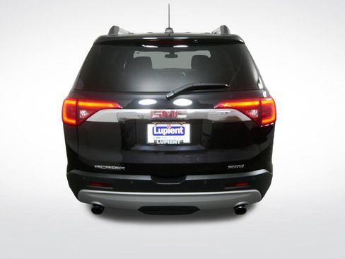 Used 2017 GMC Acadia SLT AWD/4WD image 4
