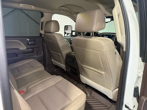 Used 2016 GMC Sierra 2500 Denali w/ Duramax Plus Package image 32