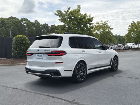 Used 2024 BMW X7 M60i w/ Executive Package AWD/4WD image 3