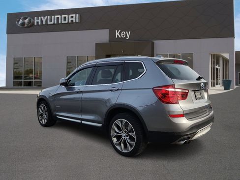 Used 2017 BMW X3 xDrive28i image 5