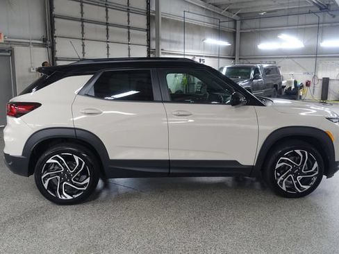 Used 2026 Chevrolet TrailBlazer RS w/ Convenience Package AWD/4WD image 8