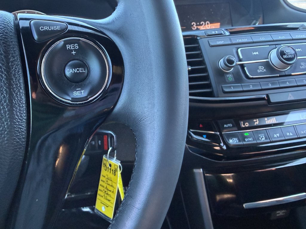 Used 2016 Honda Accord Sport image 18