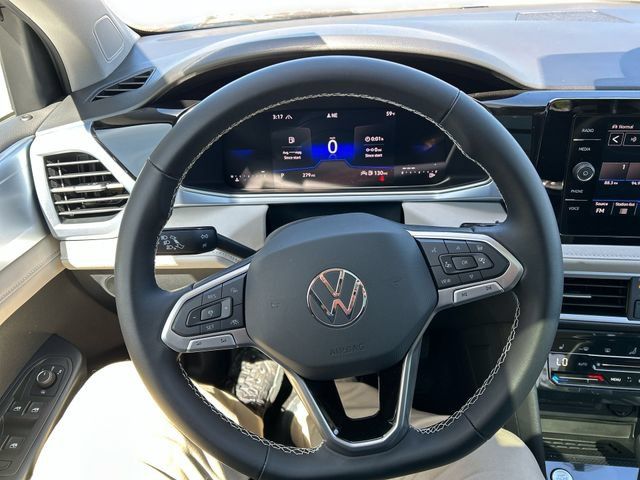 New 2026 Volkswagen Taos SE AWD/4WD image 15
