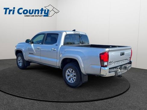 Used 2019 Toyota Tacoma SR5 image 6