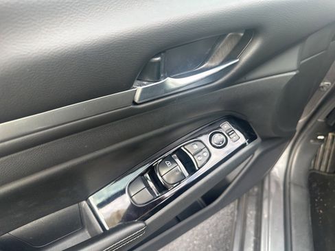 Used 2023 Nissan Altima 2.5 SV image 6