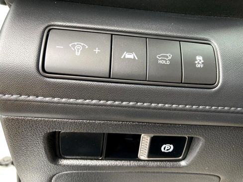 Used 2023 Hyundai Santa Fe Limited image 13