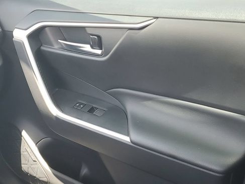 Used 2023 Toyota RAV4 XLE w/ Convenience Package FWD image 13