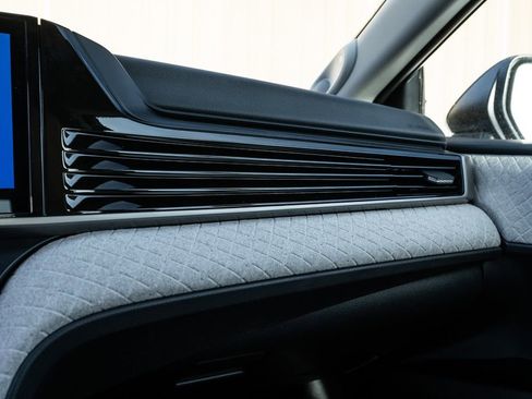 New 2026 Toyota Camry XLE w/ Premium Plus Package image 31